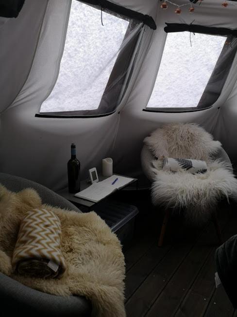 Отель Glamping Lofoten Kongsjorda Экстерьер фото