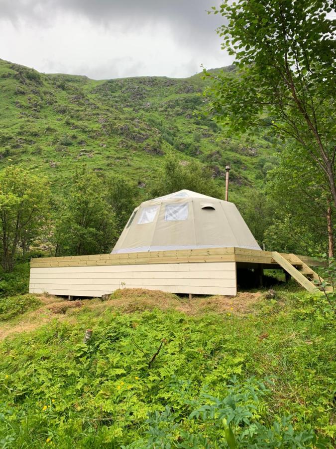Отель Glamping Lofoten Kongsjorda Экстерьер фото