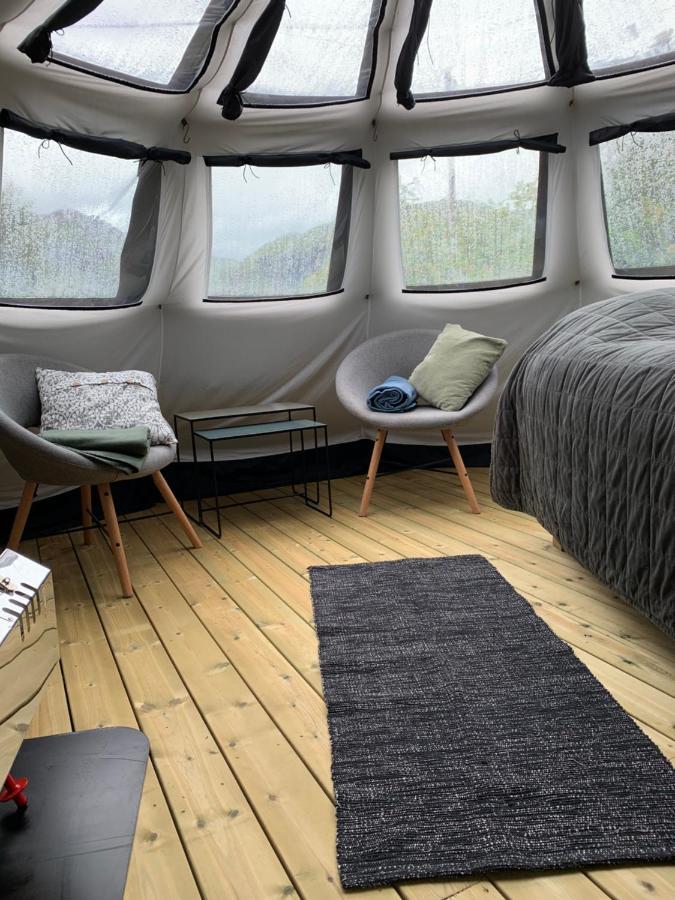Отель Glamping Lofoten Kongsjorda Экстерьер фото